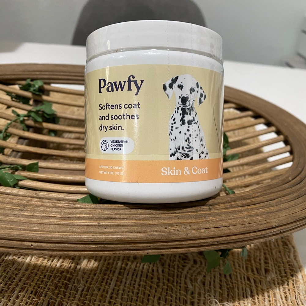 Pawfy Skin & Coat Soft Chews Allergies Itching Licking Paw Biting Scratching